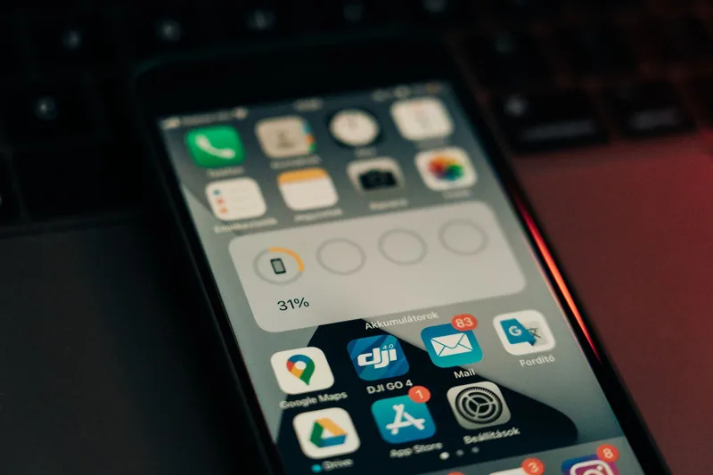 Email notification arriving on a smartphone from an automated flow